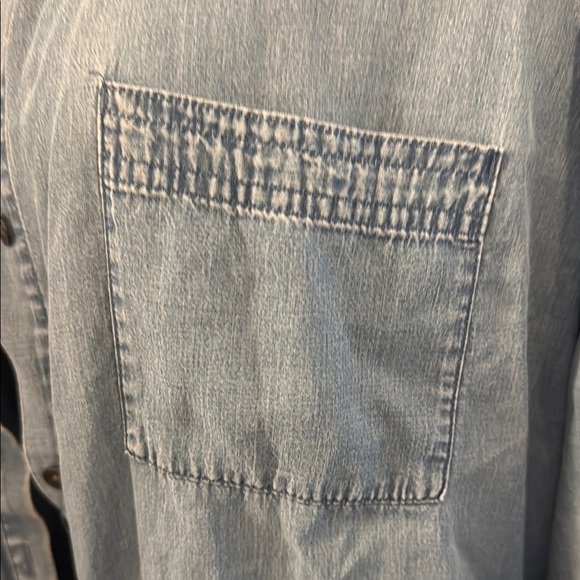 George Chambray Denim Shirt. Light weight. Size L. - Picture 6 of 12